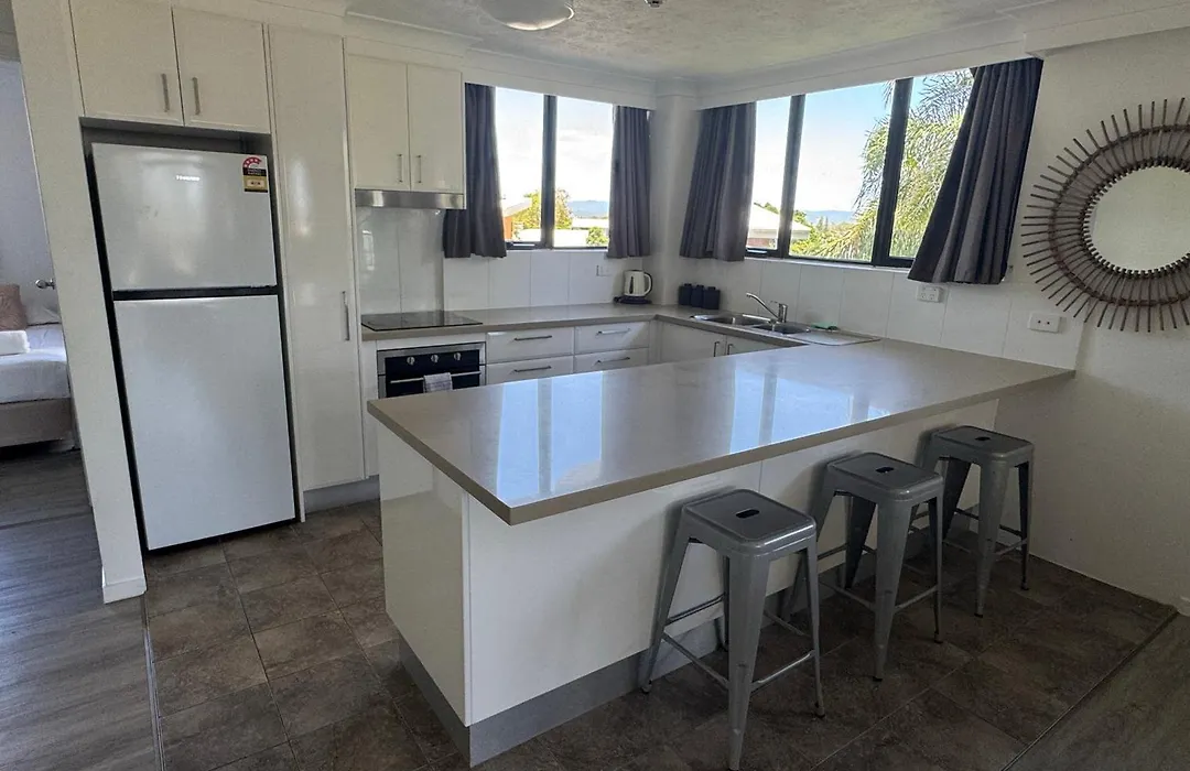 Aristocrat Apartments-1