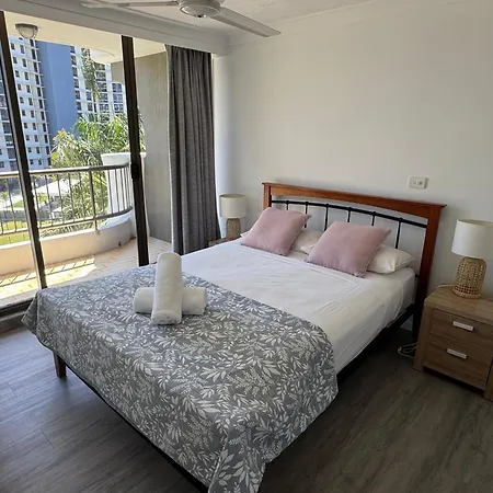 Aristocrat Apartments-3